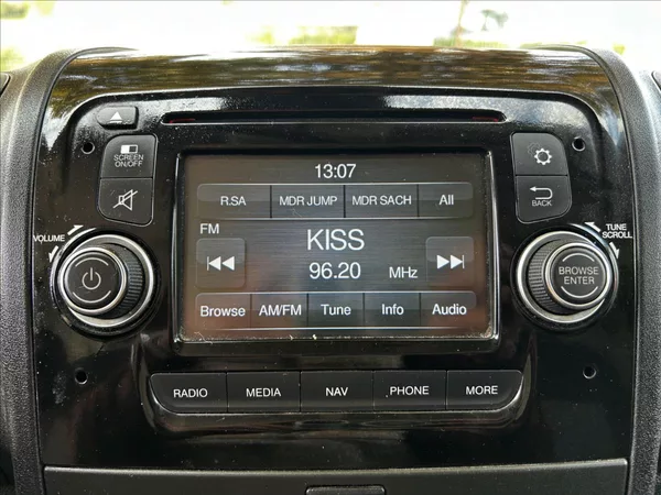 Citroën Jumper 2,2 HDi Tažné,Handsfree,Senzo - foto 18