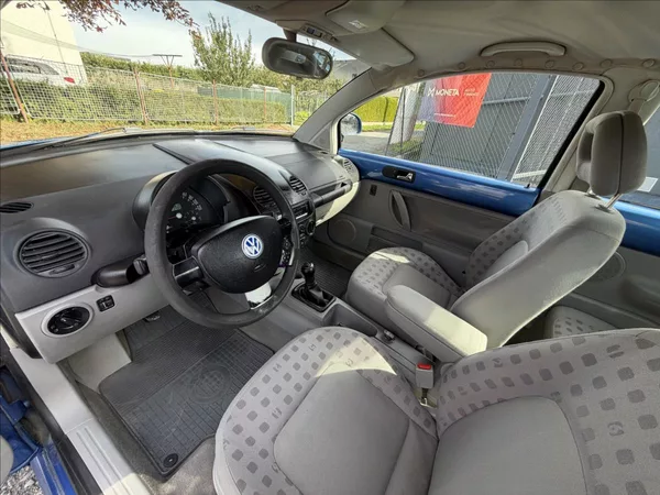 Volkswagen New Beetle 1,9 TDi 66 kW Klima,VyhřSedad - foto 12