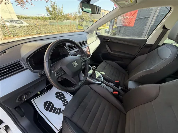 Seat Arona 1,0 TSi DPH ParkPilot,LED,Kes - foto 13