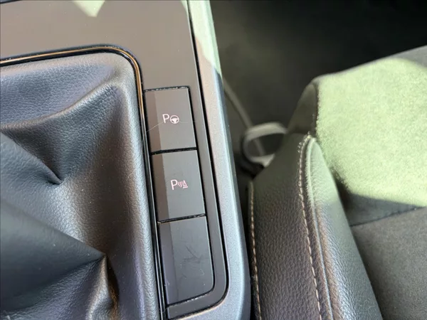 Seat Arona 1,0 TSi DPH ParkPilot,LED,Kes - foto 26