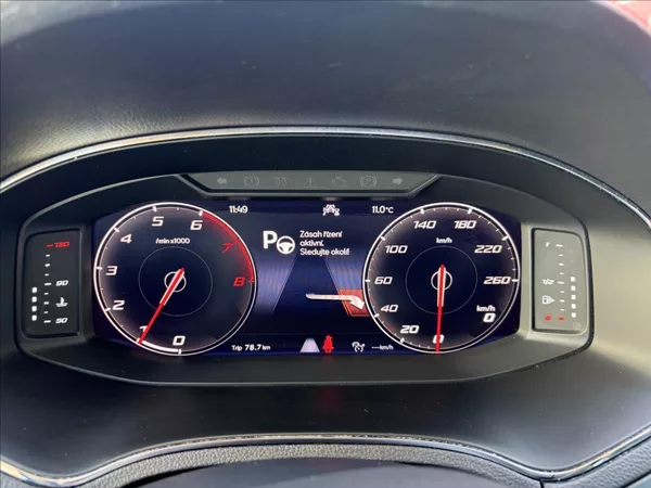 Seat Arona 1,0 TSi DPH ParkPilot,LED,Kes - foto 30