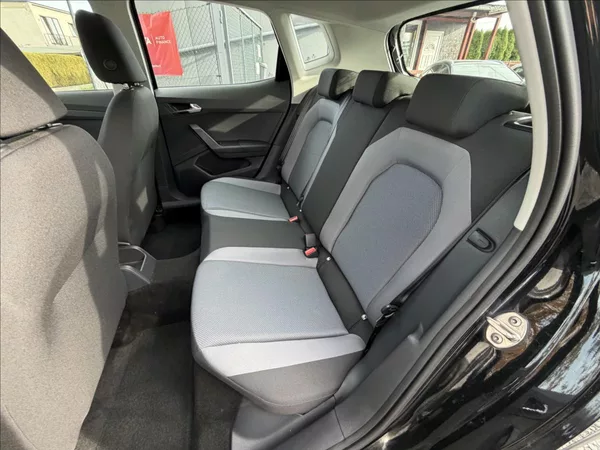 Seat Arona 1,0 TSi ACC,Kessy,Tažné,Navig - foto 33