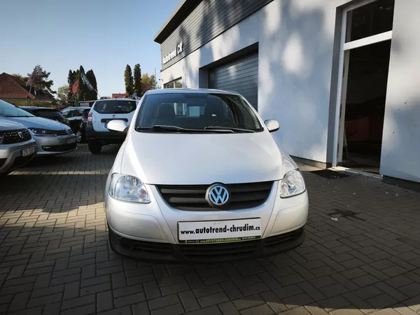 Volkswagen Fox 1,2 40kW - foto 12