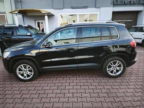 Volkswagen Tiguan 1,4TSi-110kW - foto 10