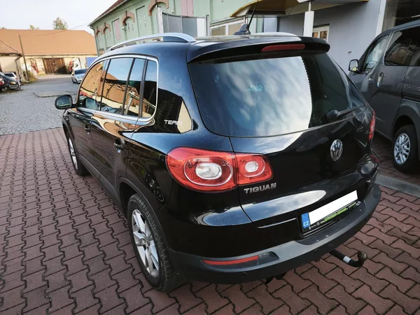 Volkswagen Tiguan 1,4TSi-110kW - foto 9