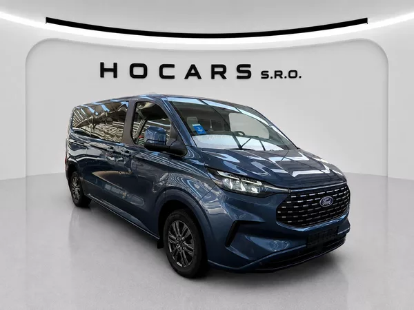 Ford Tourneo Custom L2*TITANIUM*2xŠOUPKY*8m*KAMERA