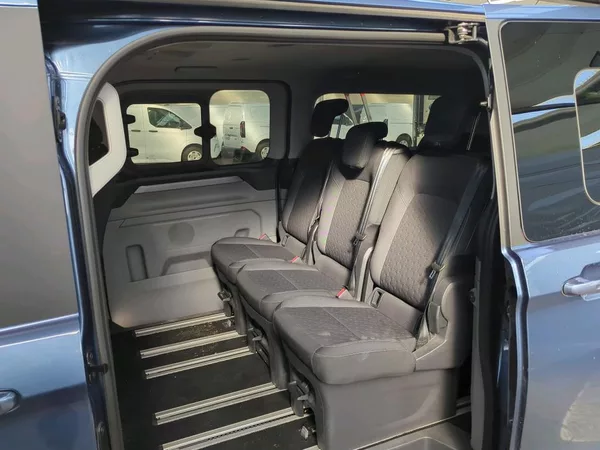 Ford Tourneo Custom L2*TITANIUM*2xŠOUPKY*8m*KAMERA - foto 7