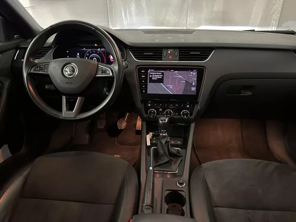 Škoda Octavia 2.0TDI*LaK*TAŽNÉ*NEZ*TOP*NAVI - foto 5