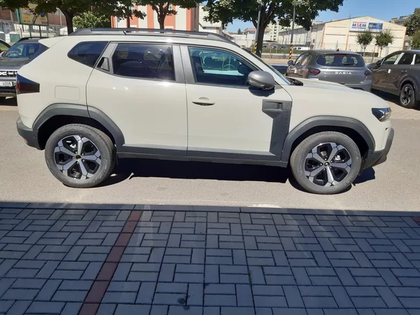 Dacia Duster Journey mild hybrid 140k - foto 3