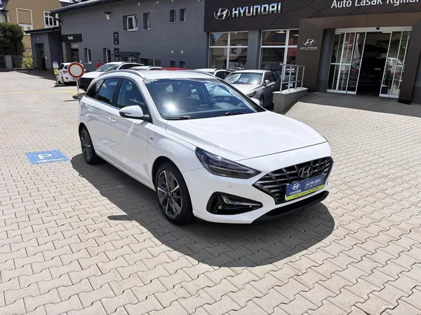 Hyundai i30 WG 1.5T-GDi 117kW DCT STYLE