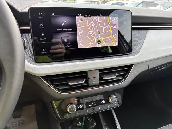 Škoda Kamiq 85kw, TOP SELECTION,1.MAJITEL. - foto 19