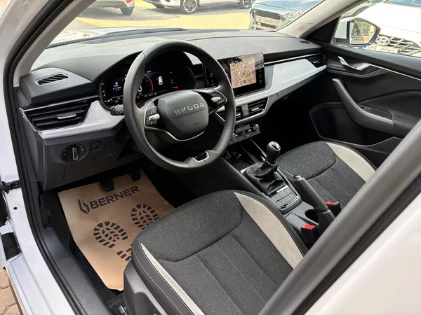 Škoda Kamiq 85kw, TOP SELECTION,1.MAJITEL. - foto 9