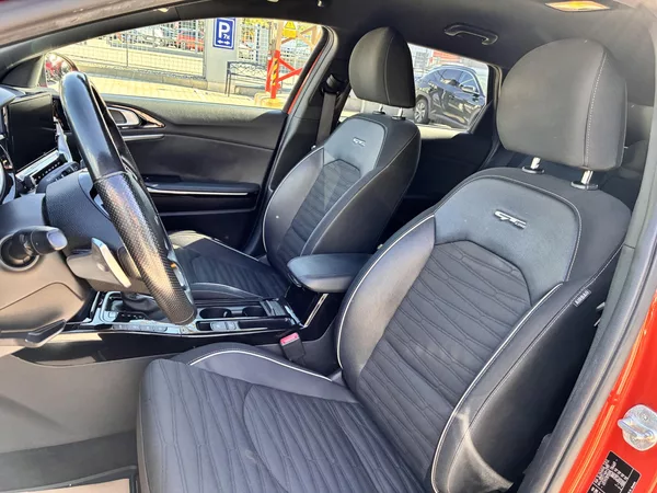 Kia Ceed 1.5T-GDi 118kW GT LINE AUTOMAT - foto 10