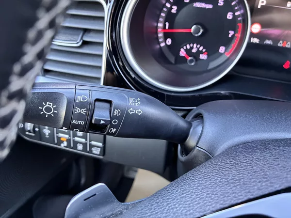 Kia Ceed 1.5T-GDi 118kW GT LINE AUTOMAT - foto 31
