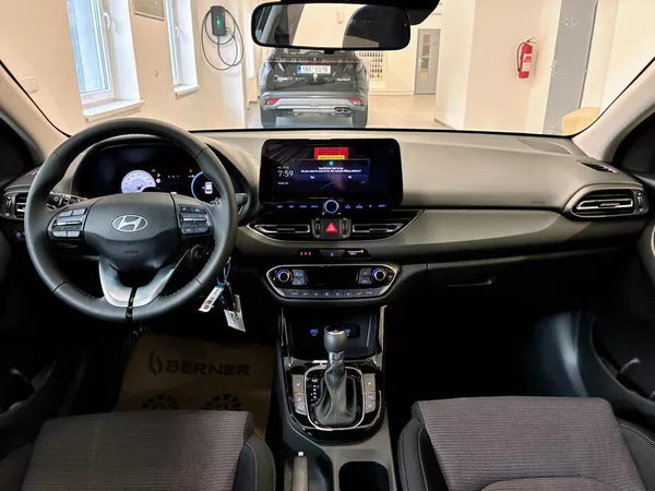 Hyundai i30 1,6 T-GDi 110kW DCT GO CZECH - foto 10