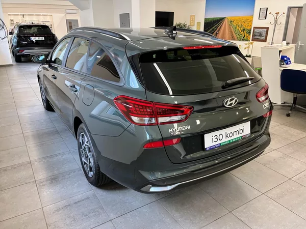 Hyundai i30 1,6 T-GDi 110kW DCT GO CZECH - foto 5