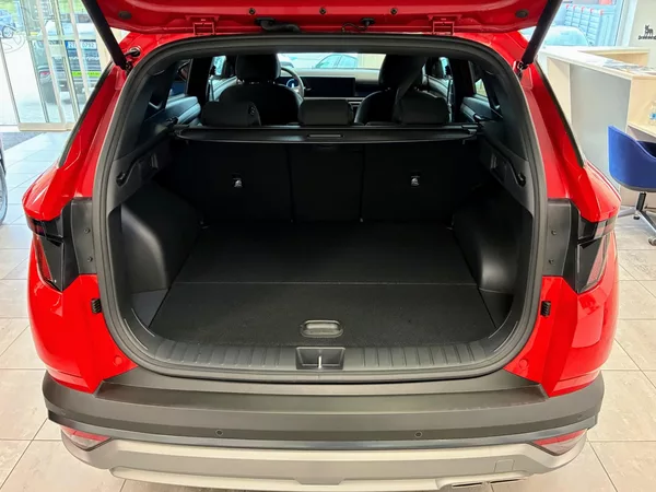 Hyundai Tucson 1,6 T-GDi 110kW GO CZECH + - foto 18