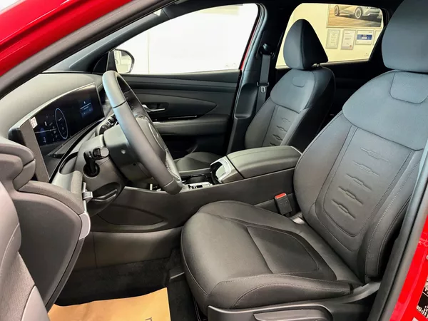 Hyundai Tucson 1,6 T-GDi 110kW GO CZECH + - foto 8