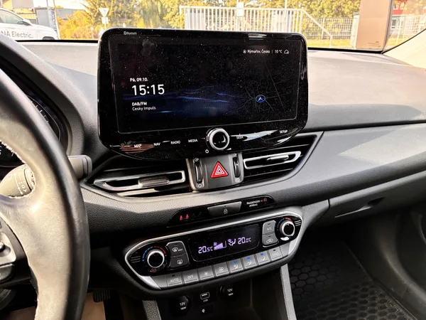 Hyundai i30 WG 1.5T-GDi 118kW SMART NAVI - foto 18