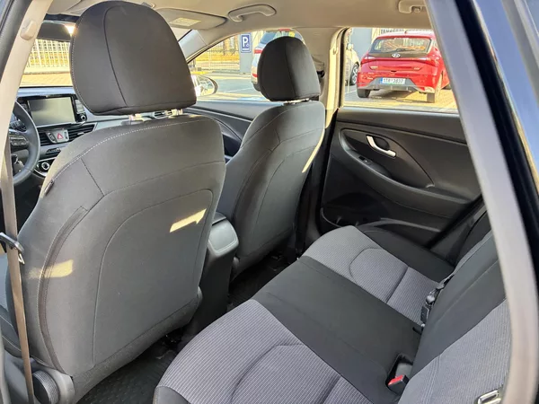 Hyundai i30 1.5DPi 81kW COMFORT ALU - foto 12