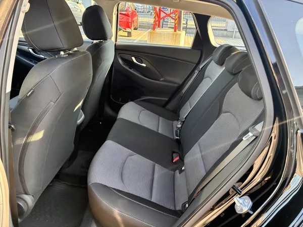 Hyundai i30 1.5DPi 81kW COMFORT ALU - foto 14