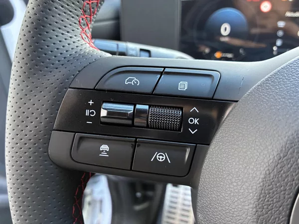 Hyundai Tucson 1,6 T-GDi 110kW DCT N-Line - foto 14