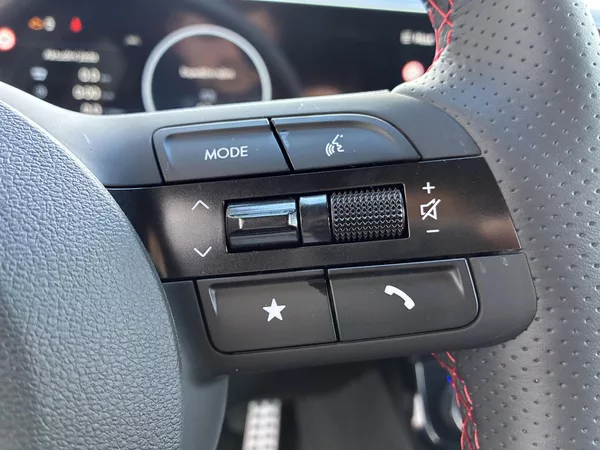 Hyundai Tucson 1,6 T-GDi 110kW DCT N-Line - foto 15