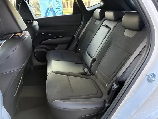 Hyundai Tucson 1,6 T-GDi 110kW DCT N-Line - foto 21