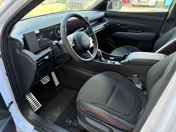 Hyundai Tucson 1,6 T-GDi 110kW DCT N-Line - foto 9
