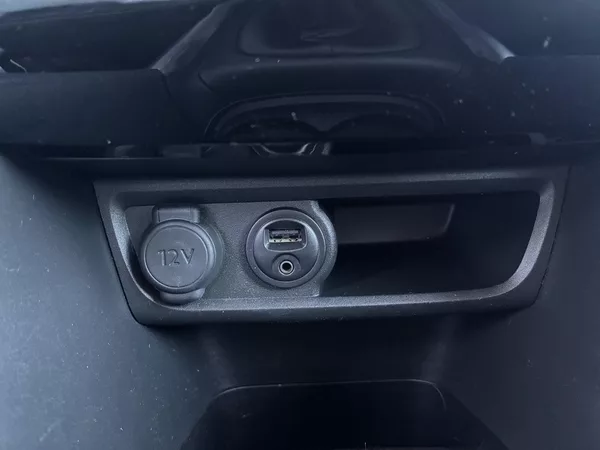 Peugeot 2008 60kW KLIMA ČR - foto 18