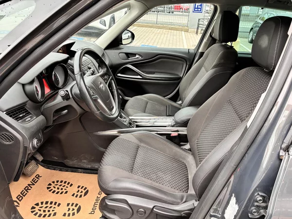 Opel Zafira Tourer 2.0CDTi 125kW AT 7MÍST - foto 11
