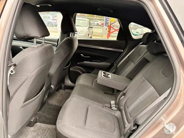 Hyundai Tucson 1.6T-GDi 132kW,TAŽNÉ,FREEDOM - foto 14