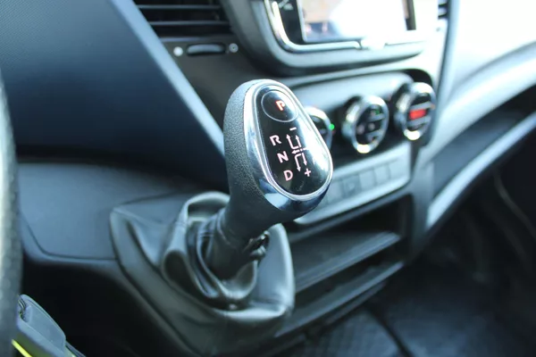 Iveco Daily 35S160 2,3 Hi-Matic Skříň+čelo - foto 15