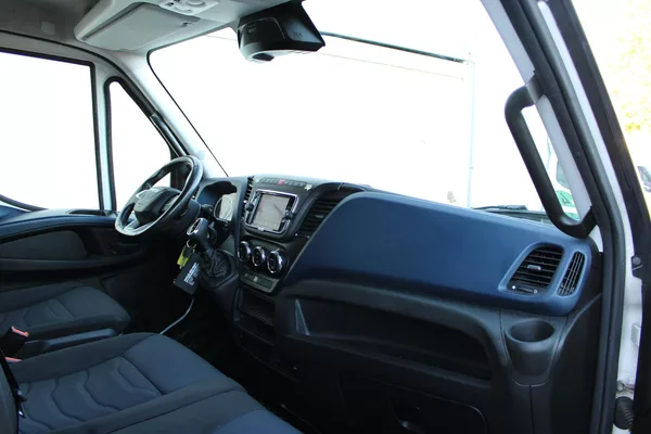 Iveco Daily 35S160 2,3 Hi-Matic Skříň+čelo - foto 9