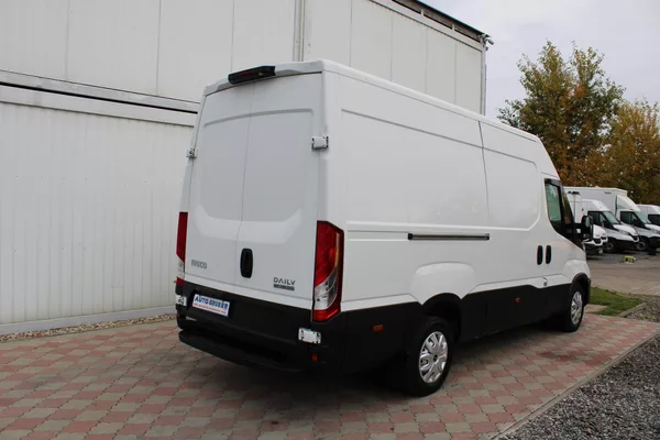 Iveco Daily 35S140 2,3 L2H2 Hi-Matic+Klima - foto 4