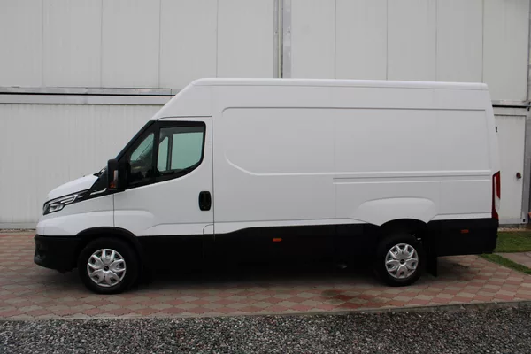 Iveco Daily 35S140 2,3 L2H2 Hi-Matic+Klima - foto 6
