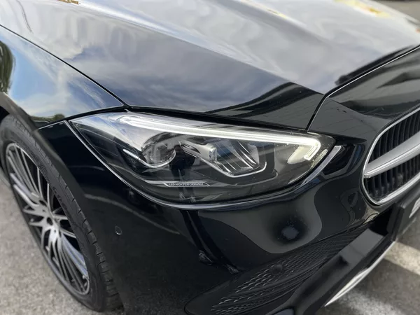 Mercedes-Benz Třídy C 220d 4Matic - foto 9