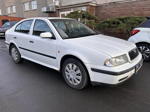 Škoda Octavia 1.6 GLX