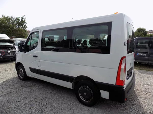 Opel Movano 2,3 CDTI 107 KW L1H1 9 MÍST - foto 16