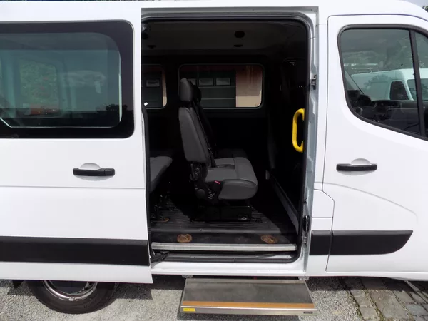 Opel Movano 2,3 CDTI 107 KW L1H1 9 MÍST - foto 27