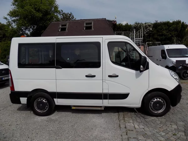 Opel Movano 2,3 CDTI 107 KW L1H1 9 MÍST - foto 8