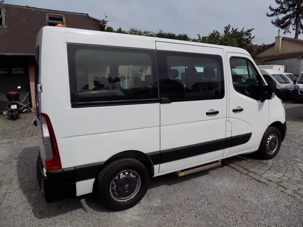Opel Movano 2,3 CDTI 107 KW L1H1 9 MÍST - foto 9
