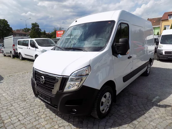 Nissan Interstar 2,3 DCI 100 KW L2H2 AC, TEMP