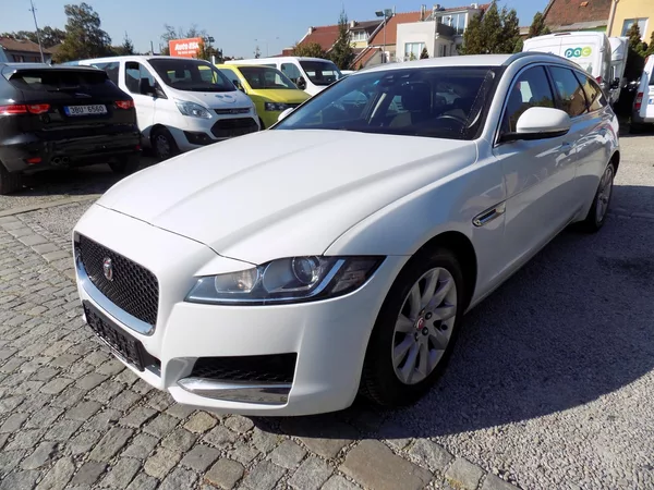 Jaguar XF 20D 132 KW AUTOMAT