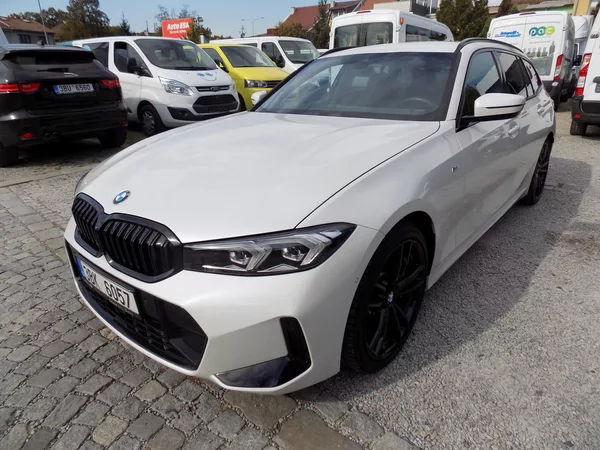 BMW Řada 3 330I 180 KW M SPORT XDRIE