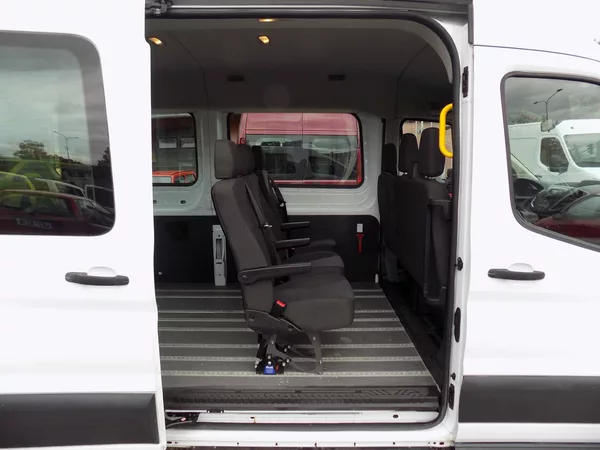 Ford Transit 2,2 TDCI LWB TREND 9 SD RAMPA - foto 23