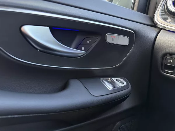 Mercedes-Benz Třídy V 250 d / Style / L - foto 24