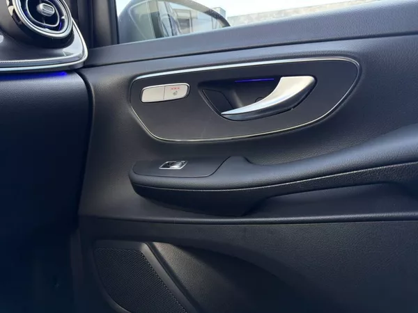 Mercedes-Benz Třídy V 250 d / Style / L - foto 25