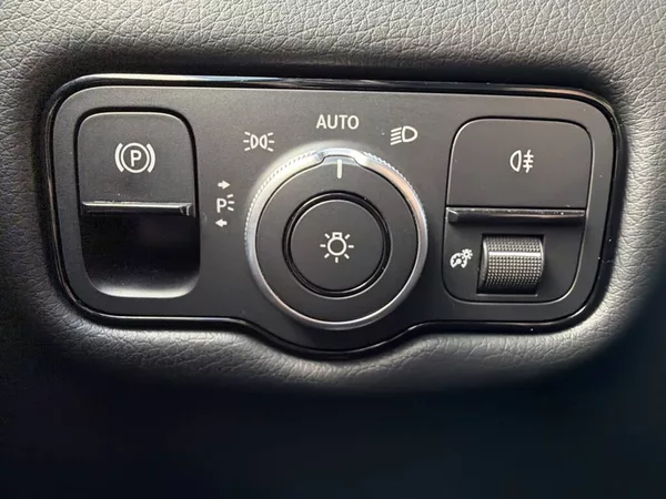 Mercedes-Benz Třídy V 250 d / Style / L - foto 26