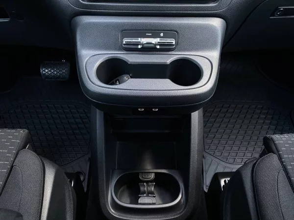 Mercedes-Benz Vito 119 CDI / Tourer Select / L / - foto 16